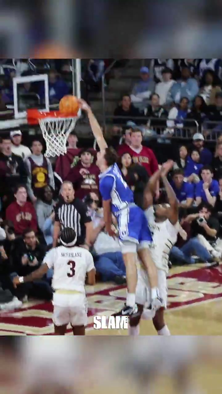 j9九游会官方登录凝视对手👀状元热门弗拉格14中9砍28+5+4+2+2🟦蓝魔迎12连胜