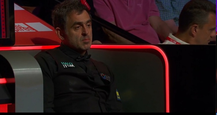 j9九游会老哥俱乐部交流奥沙利文前年世锦赛被卢卡打出7连鞭,今年又被赵心童打出9连鞭